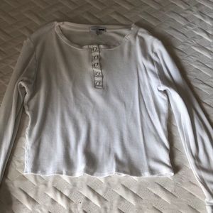 Long sleeve cropped shirt